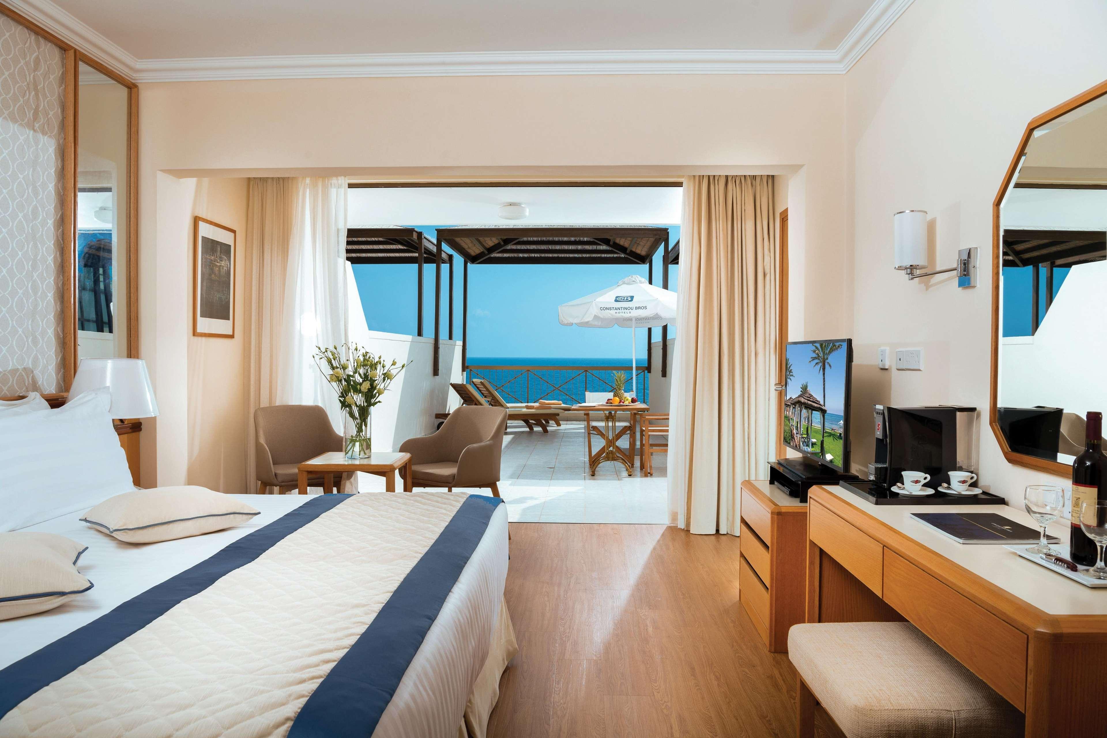 คอนสแตนทิโน บรอส เอเทนา บีช โฮเต็ล Hotel Geroskipou ภายนอก รูปภาพ