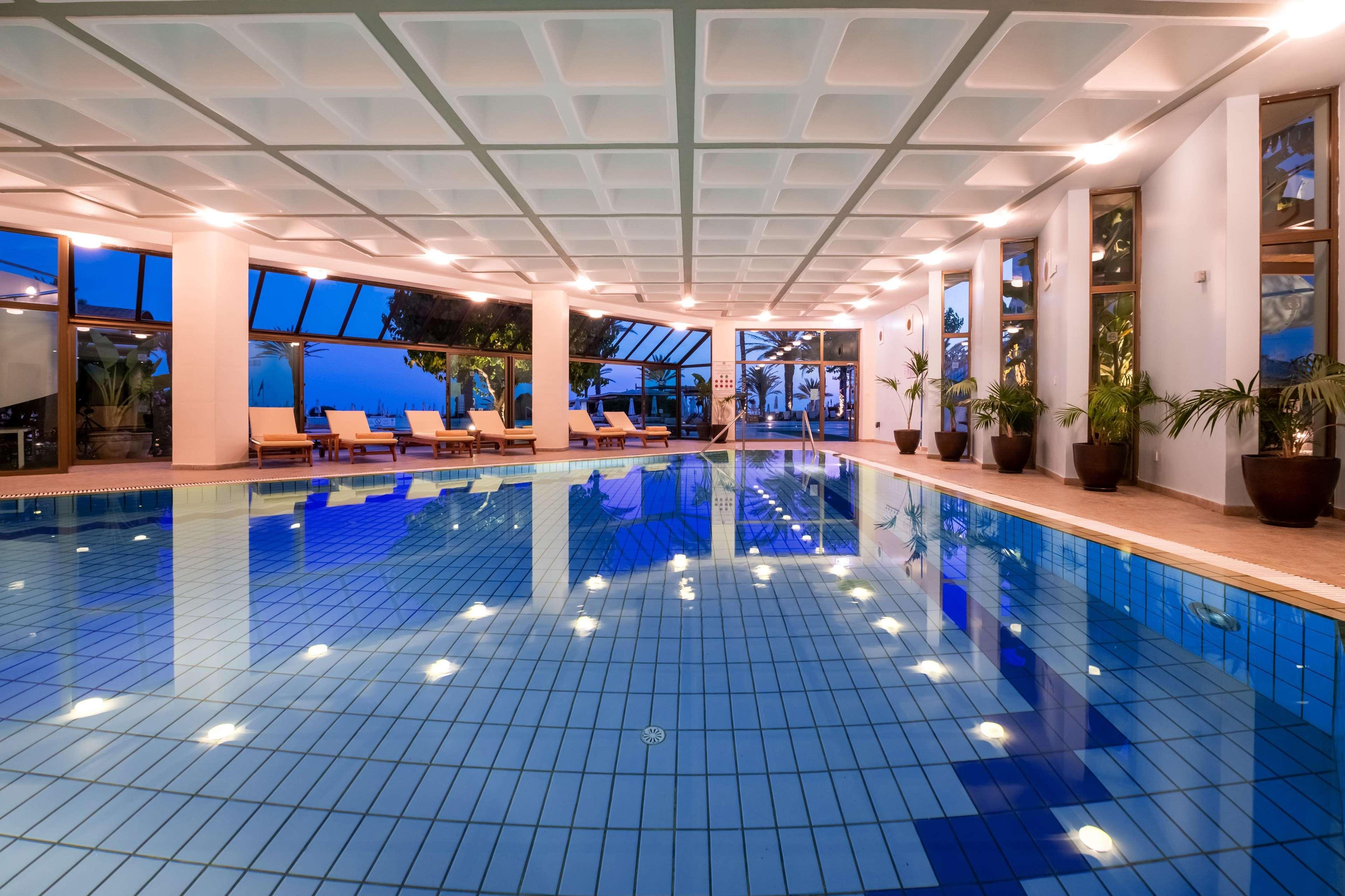 คอนสแตนทิโน บรอส เอเทนา บีช โฮเต็ล Hotel Geroskipou ภายนอก รูปภาพ